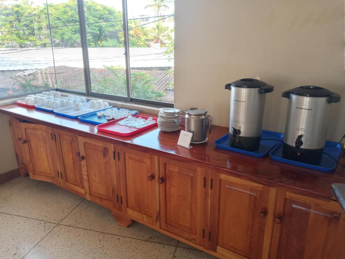 Hotel Palmeras Galapagos Puerto Ayora  Ngoại thất bức ảnh