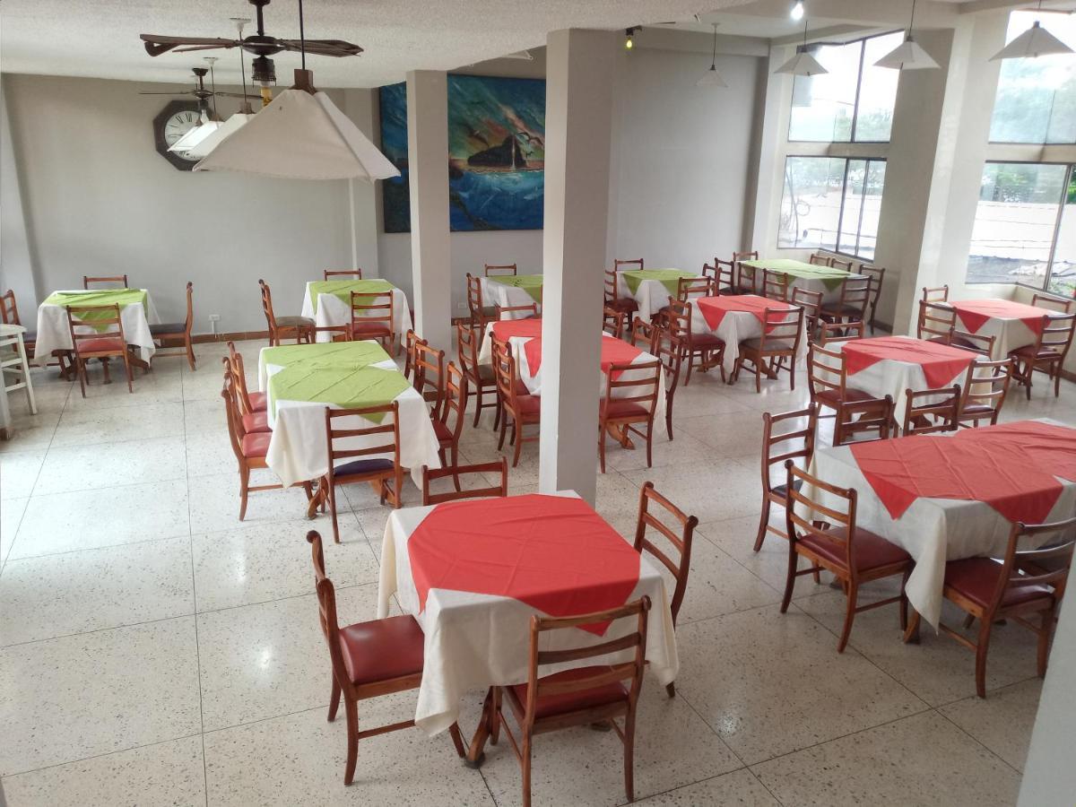 Hotel Palmeras Galapagos Puerto Ayora  Ngoại thất bức ảnh
